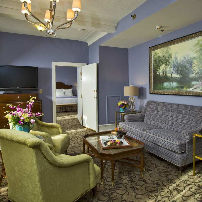 Junior Suite Parlor - The Peabody Memphis 
