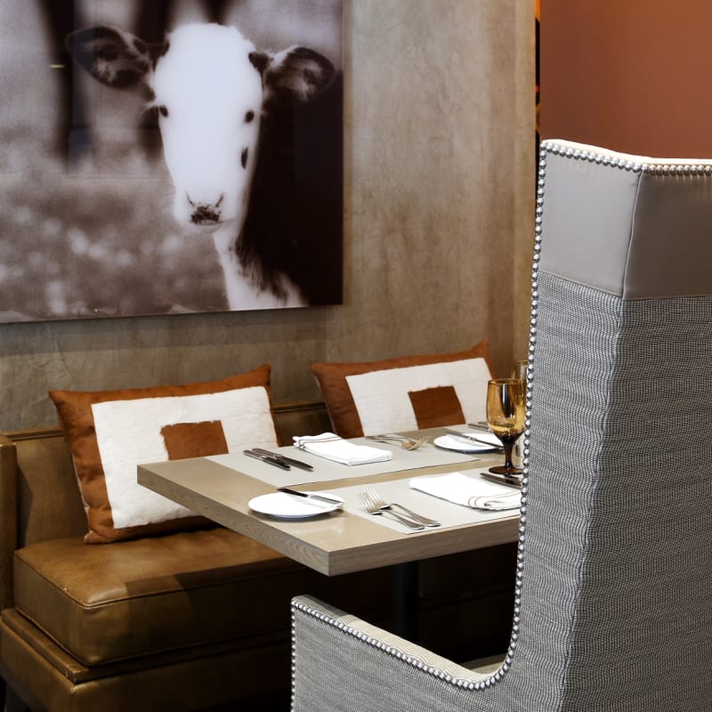 Mooo Restaurant - XV Beacon 