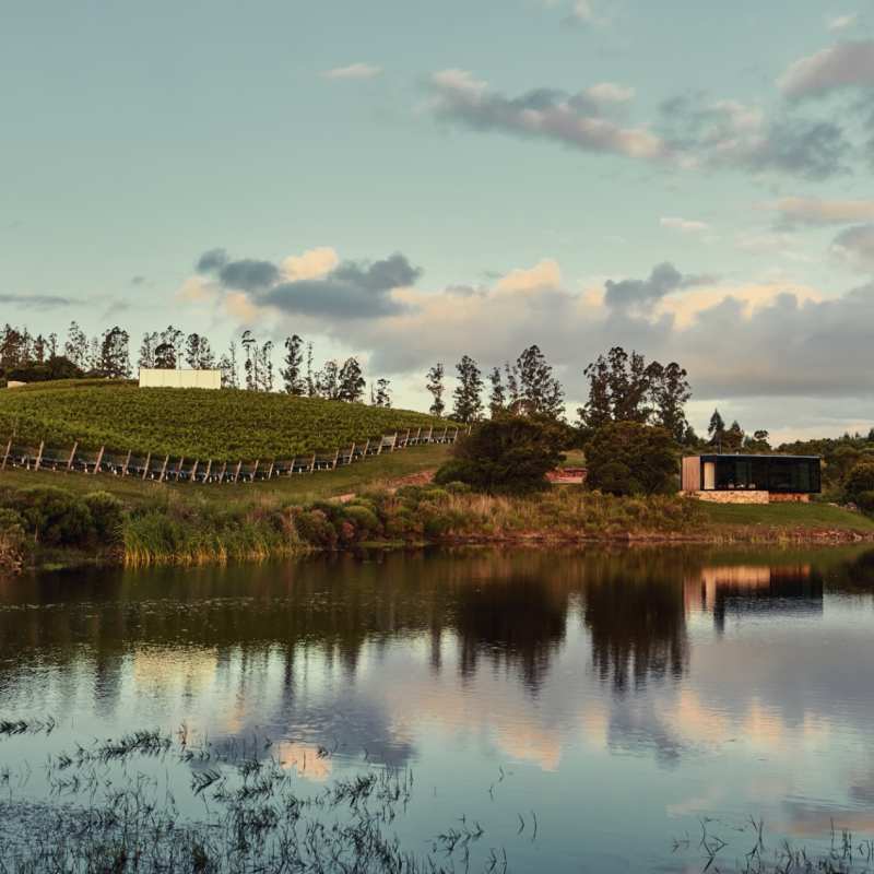 Lakeside View - Sacromonte 