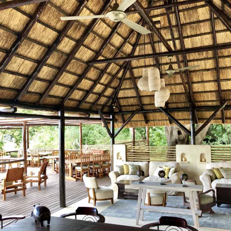 Dining and Bar Area - Chiawa Camp