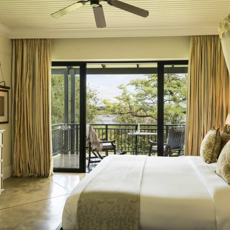Deluxe Bedroom 