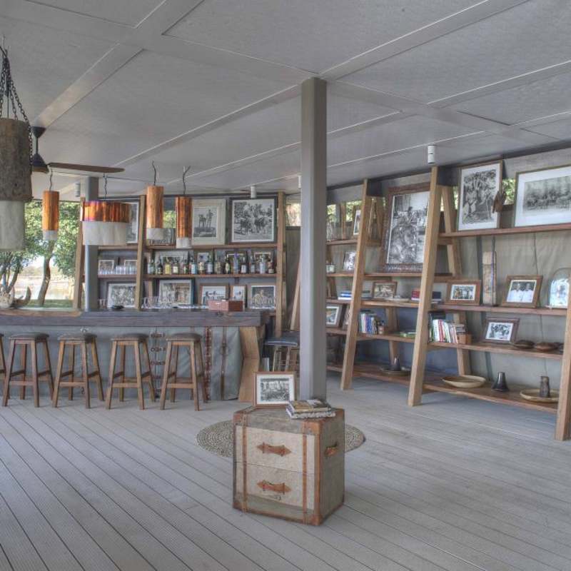 Norman's bar at Chinzombo - Ultimate Zambia and Malawi