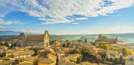 Explore underground Orvieto