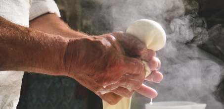 Mozzarella experience on the Amalfi Coast