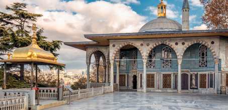 Topkapi Palace, Bosphorus Cruise & Grand Bazaar
