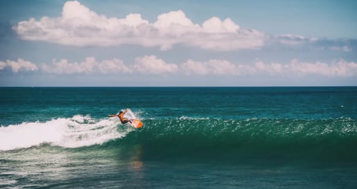 Surfing 