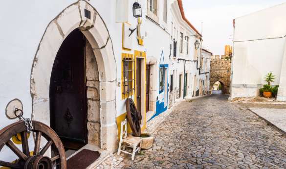 Perfect Pairings: Lisbon & Rural Alentejo