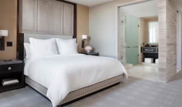 Four Seasons Hotel One Dalton Street, Boston