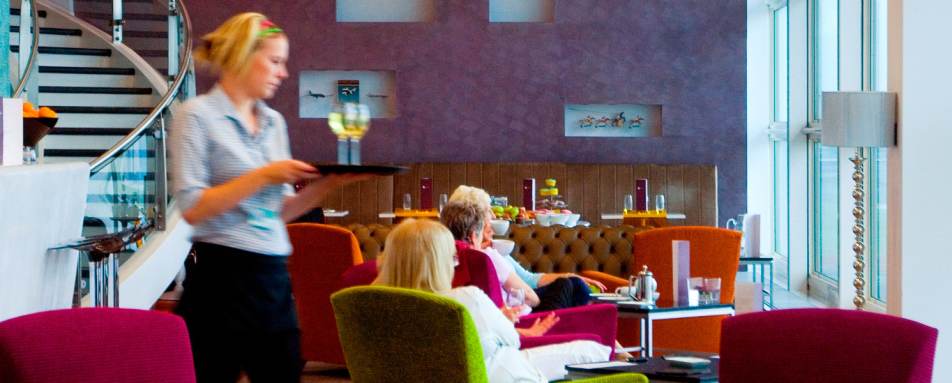 airport lounges