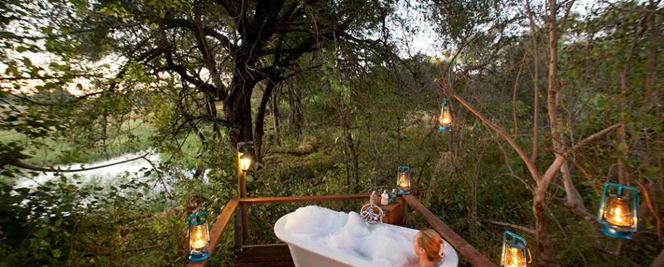 Outdoor bath 