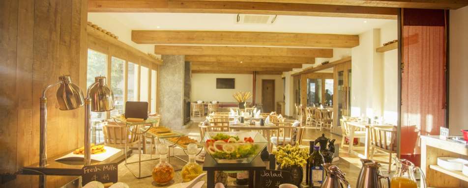 The Teahouse - LUX Benzilan