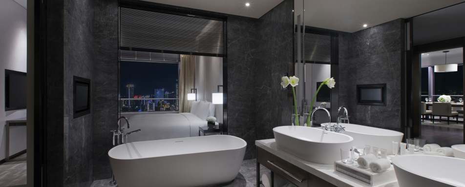 Niccolo Chongqing- 26