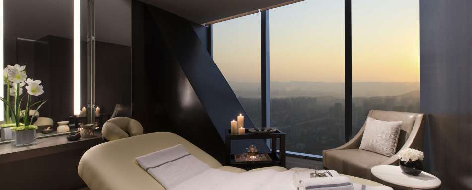 Niccolo Chongqing- 40