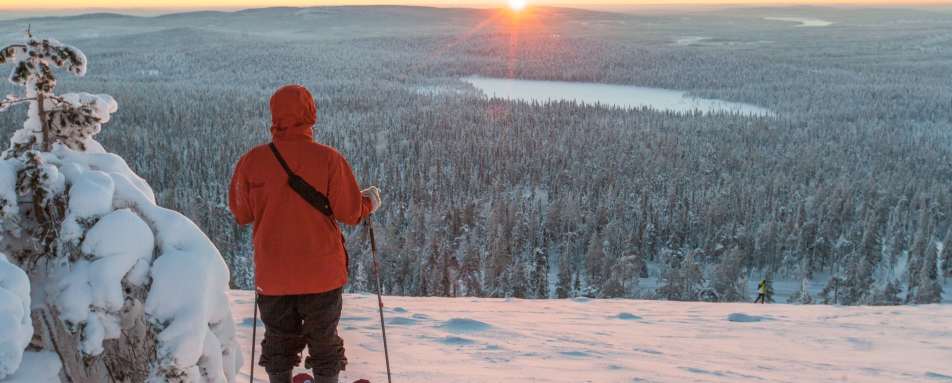 Snowshoeing at Beana Laponia