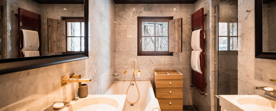 Bathroom 2 