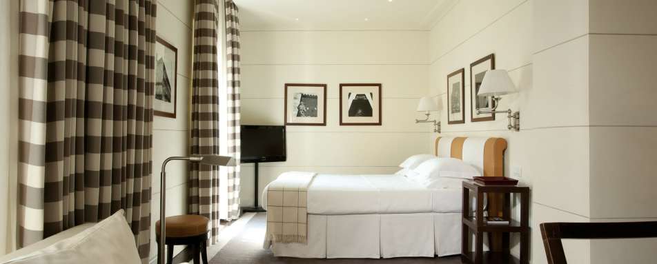 Gallery Hotel Art- 12