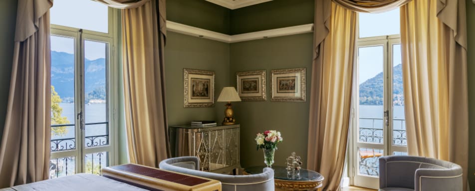 Lake view Deluxe Room 
