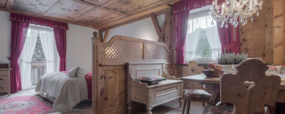 Hotel La Perla- 37