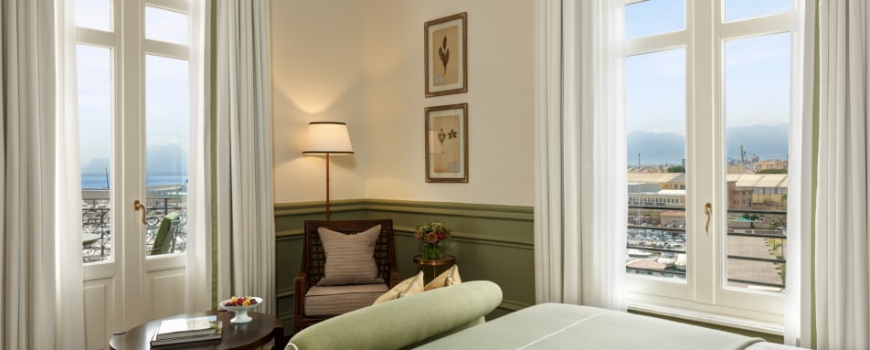 Deluxe Room with sea view and terrace 