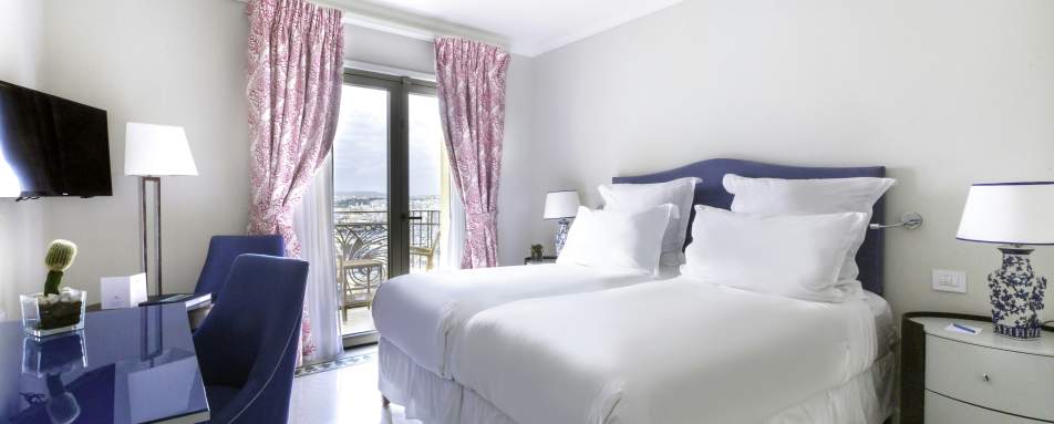 The Phoenicia- 83