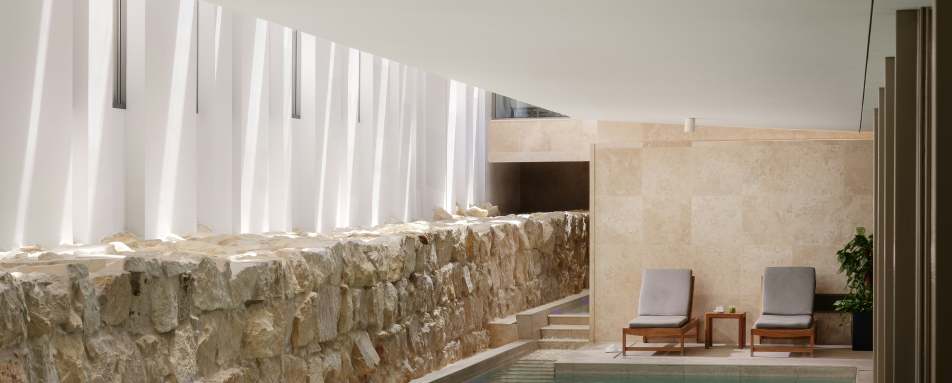 The Phoenicia- 32