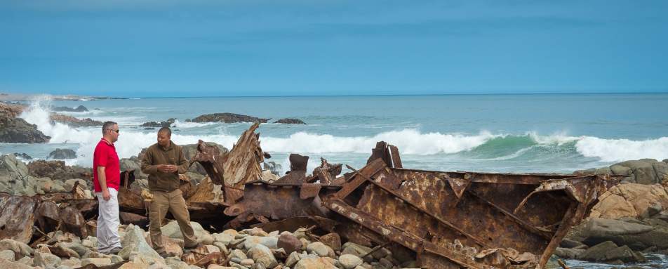 Visiting shipwrecks  