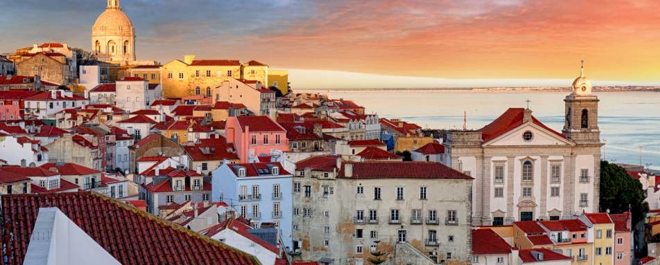 City rooftops - A family adventure in Portugal