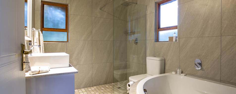 Montusi Mountain Lodge- 5