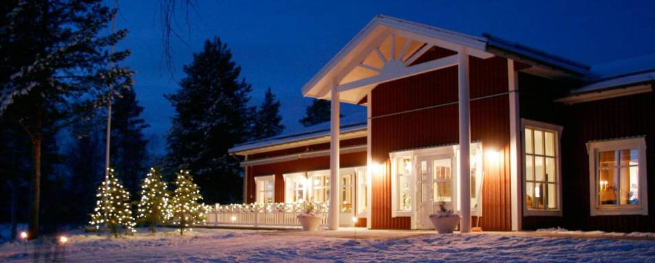 Reception at night 
