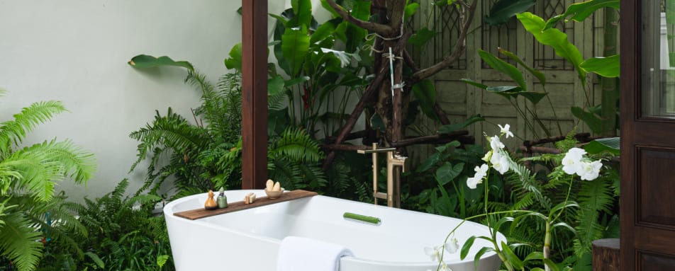 Outdoor Bathroom 