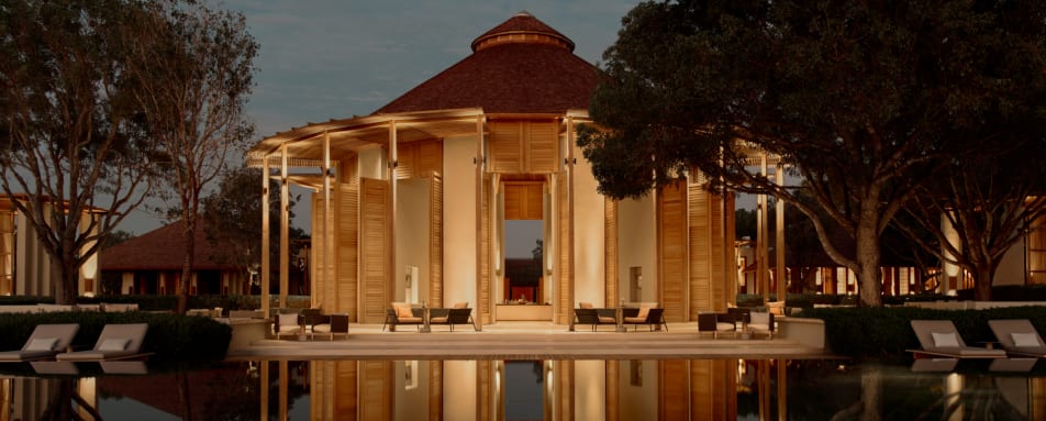 Main Resort  
