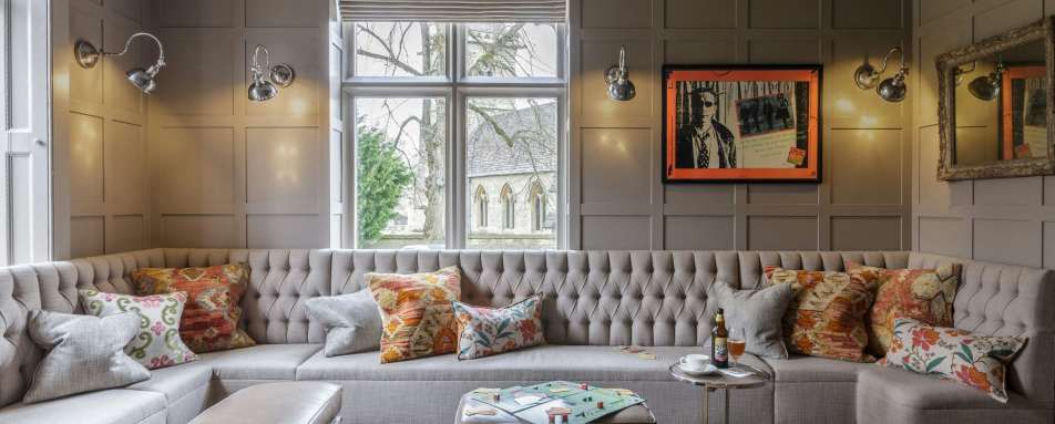 Slaughters Manor House- 20