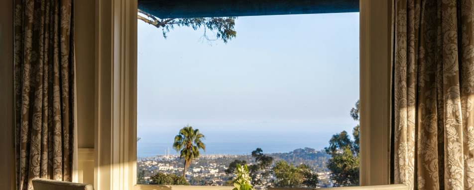 El Encanto- 22