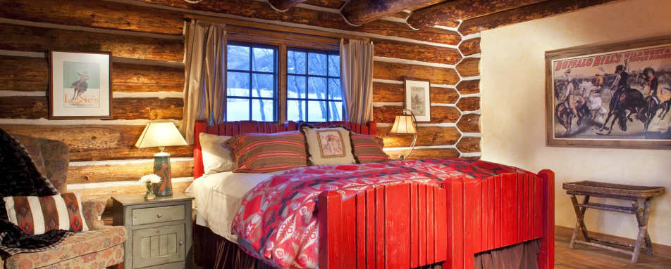 River House Cabin Bedroom - Smith Fork Ranch