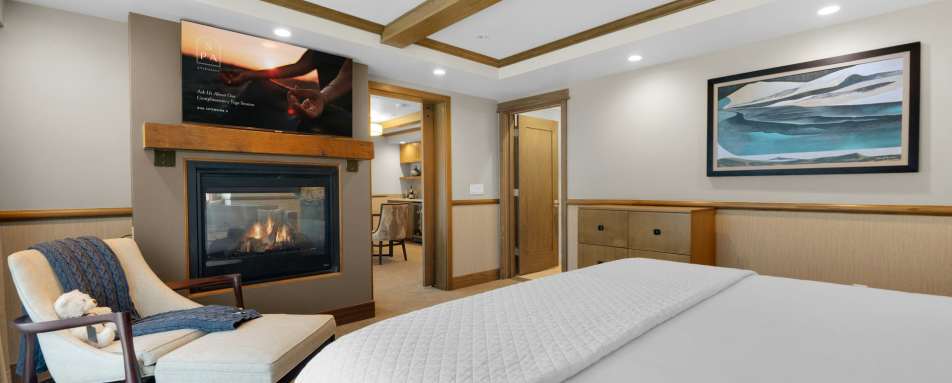 Stephanie Inn - 11