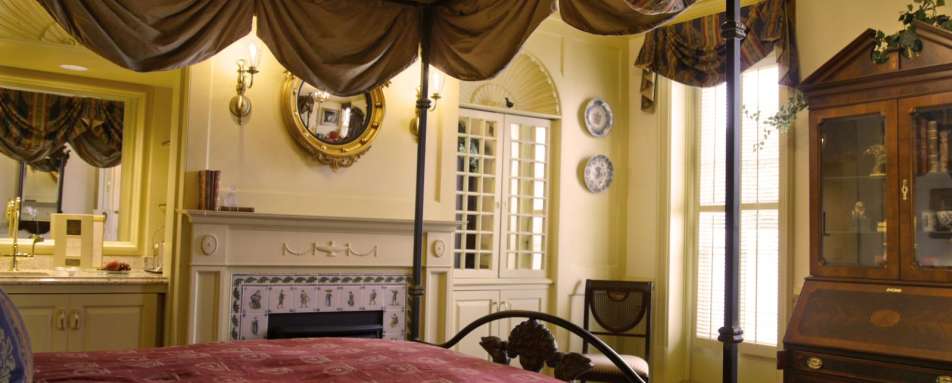Federal Guest Room - The Chanler