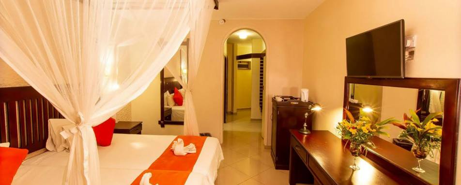 Victoria Falls Hotel- 40