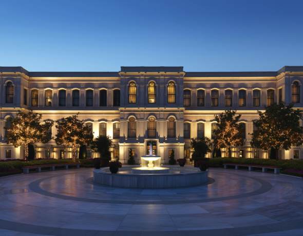 Four Seasons Hotel Istanbul at the Bosphorus