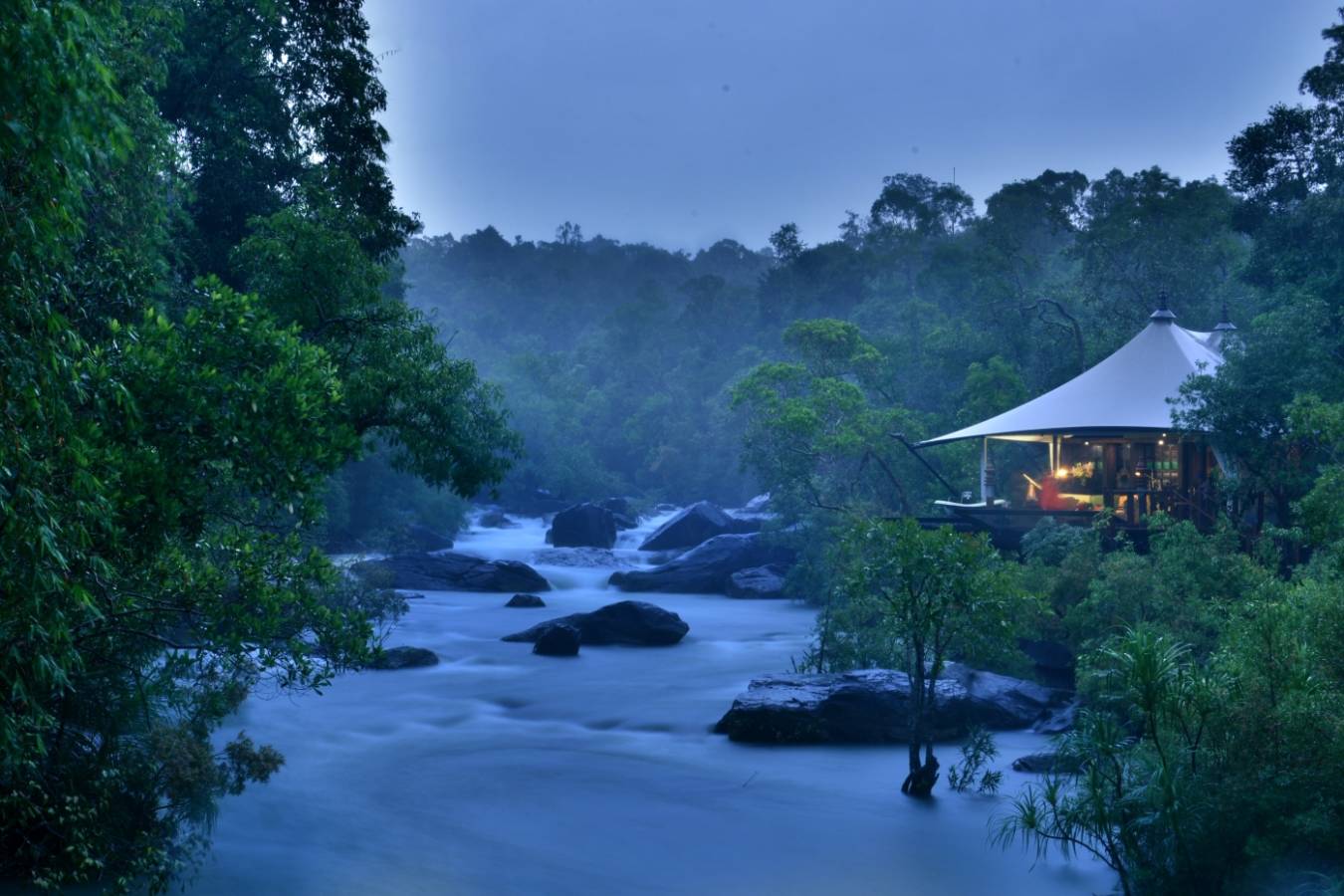 Waterfall Tent - Shinta Mani Wild 