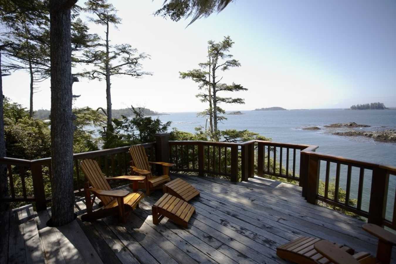 View from the balcony - Middle Beach Lodge
