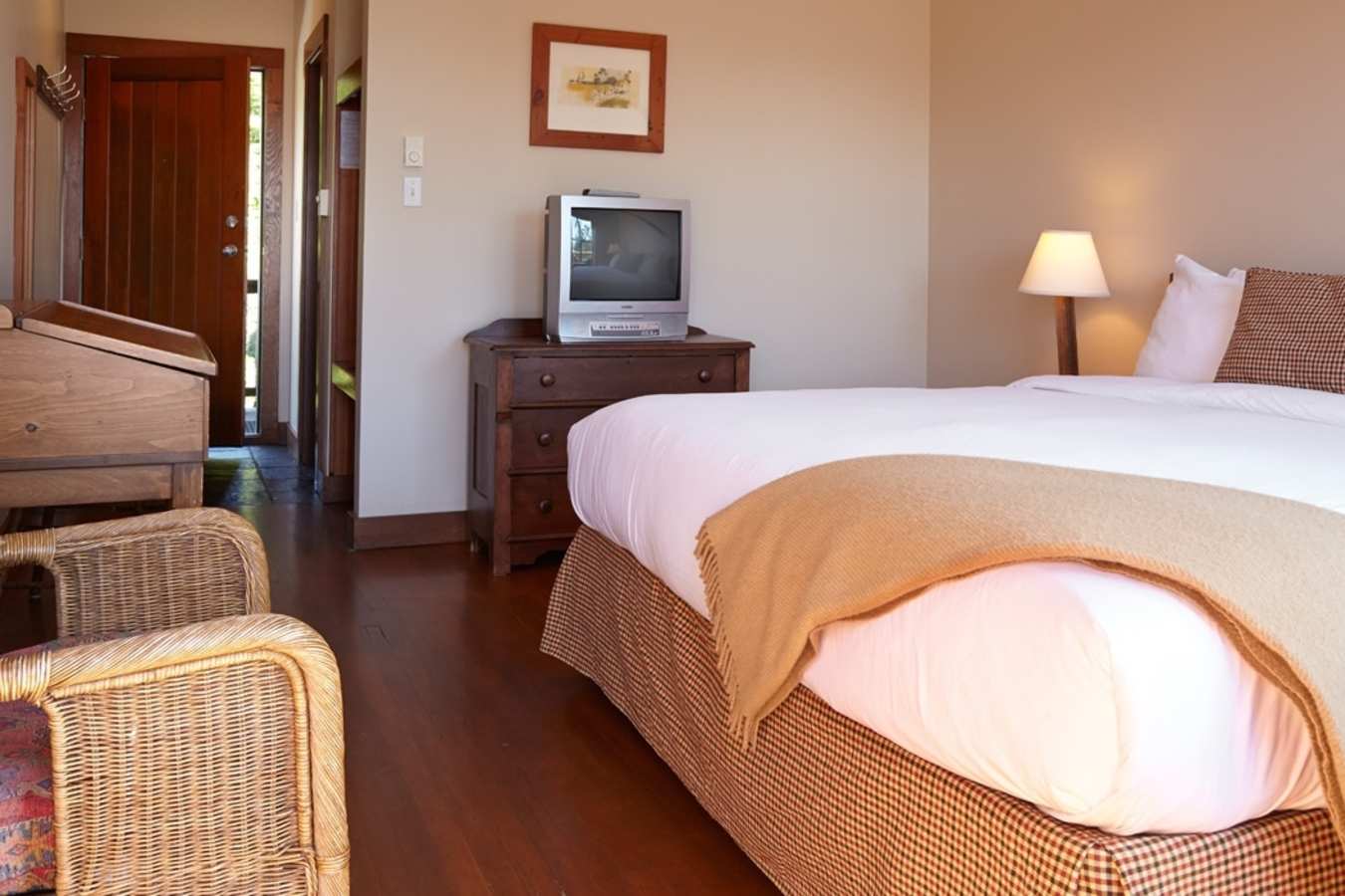 Guestroom - Middle Beach Lodge