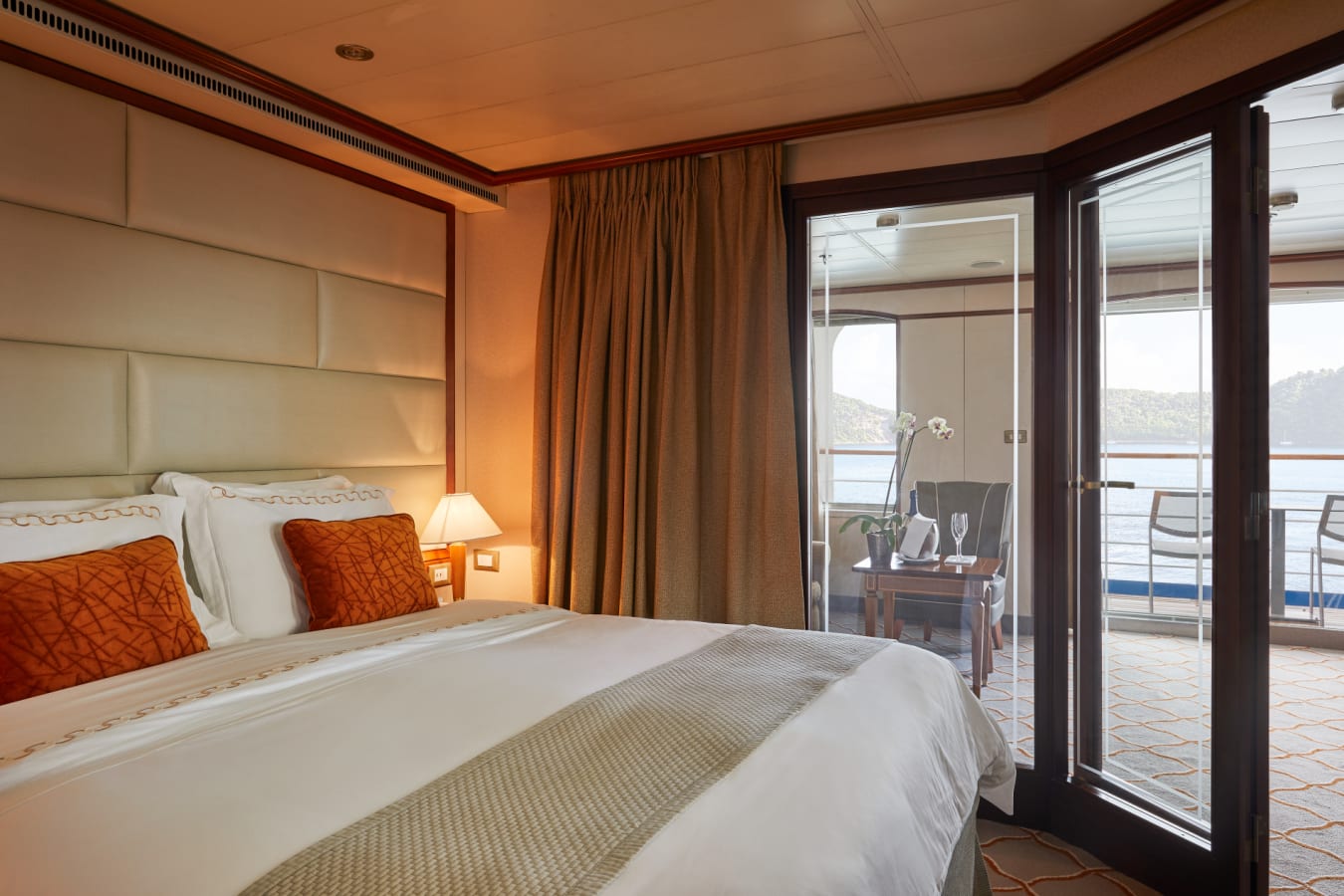SilverSeaWhisperMedallionSuiteFortLauderdale 