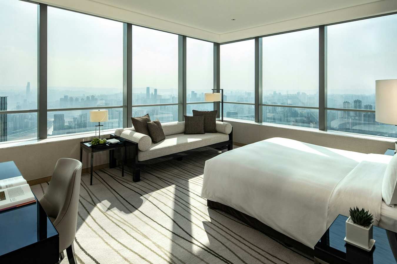 Niccolo Chongqing- 45