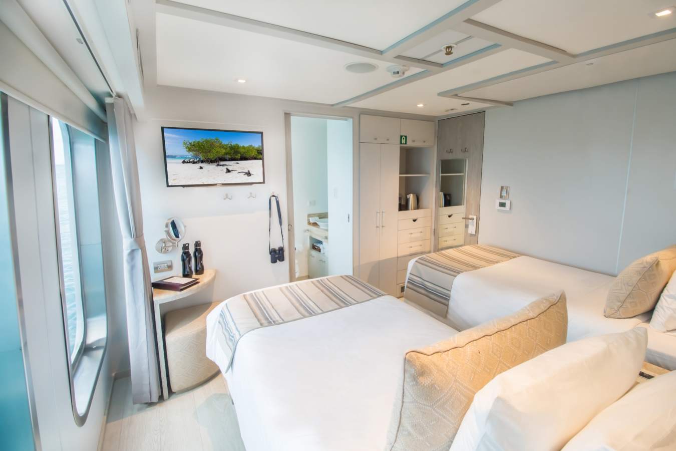Twin Cabin 