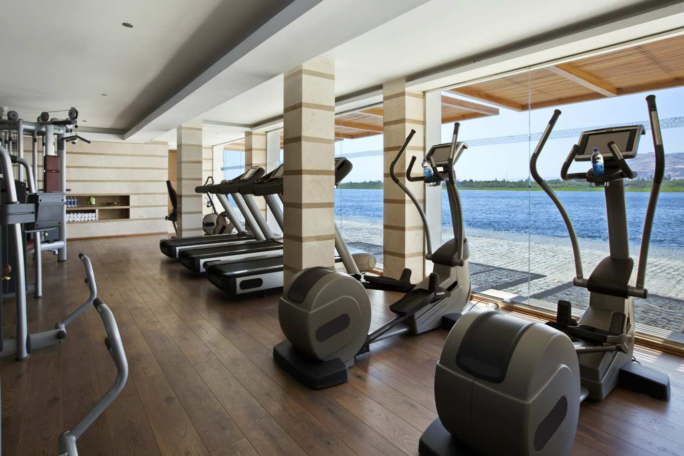 Hilton Luxor Resort & Spa- 100