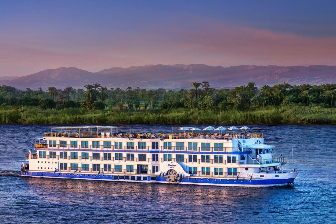 Luxury Cruise 