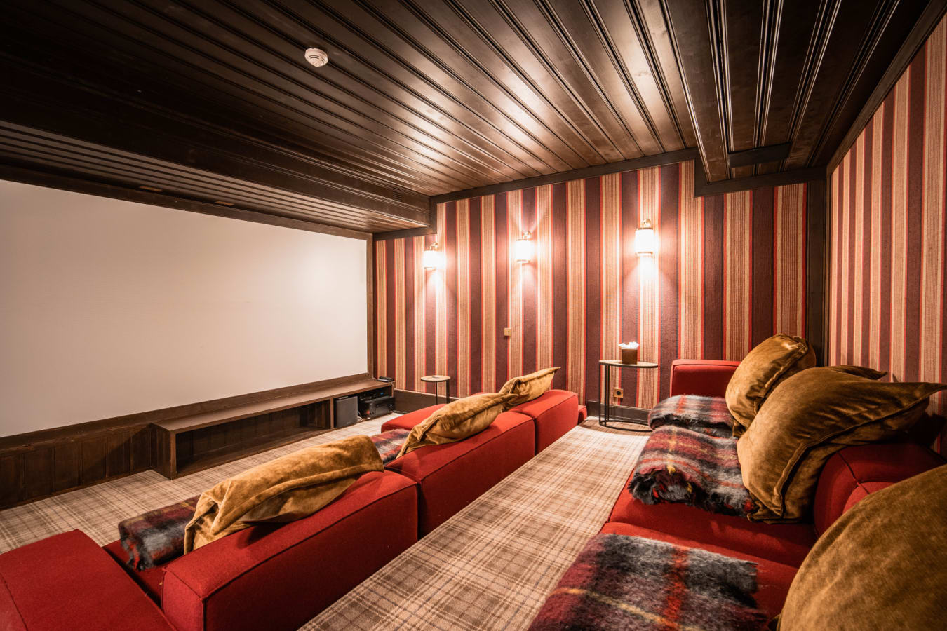 Cinema Room 