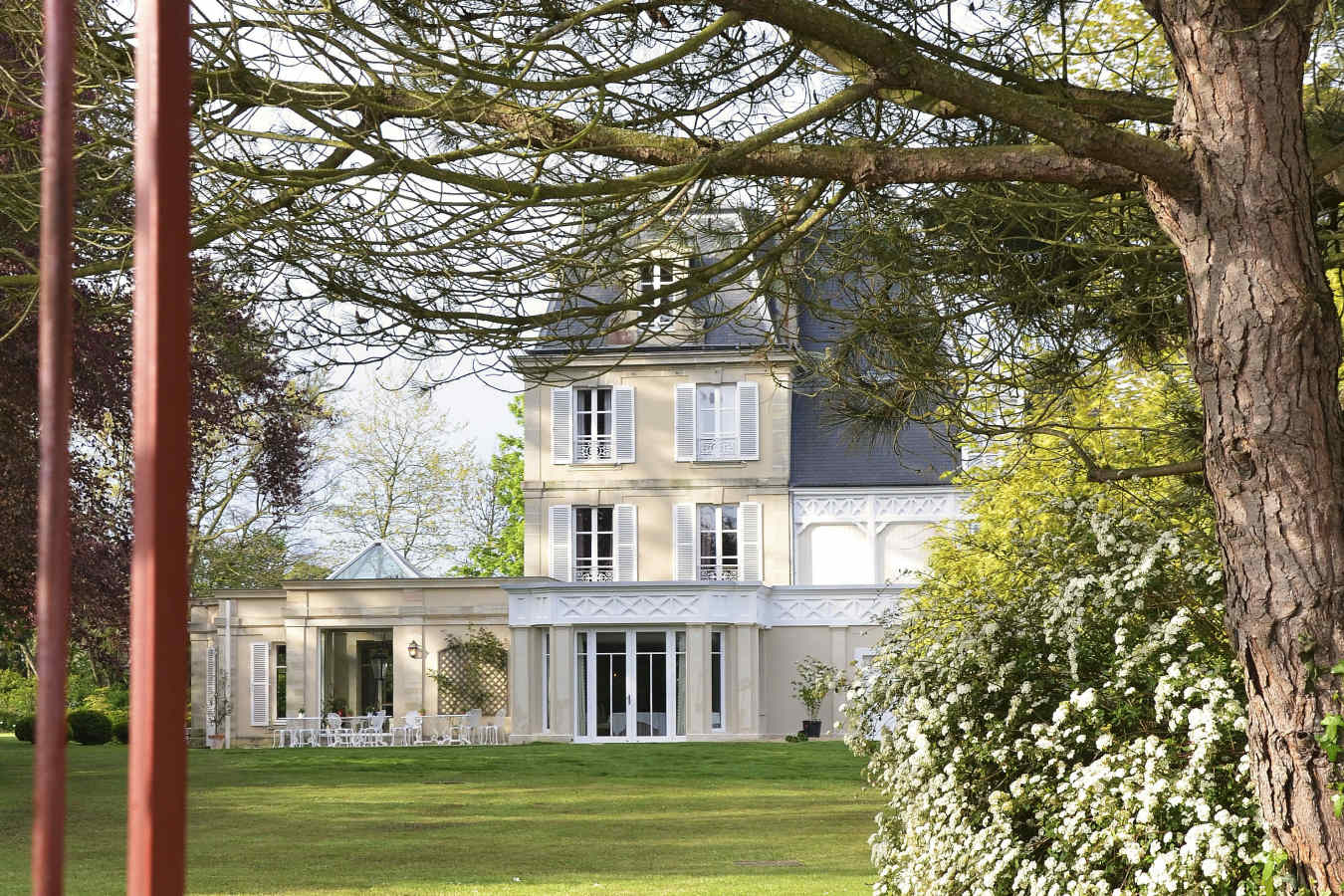 Chateau La Cheneviere- 43