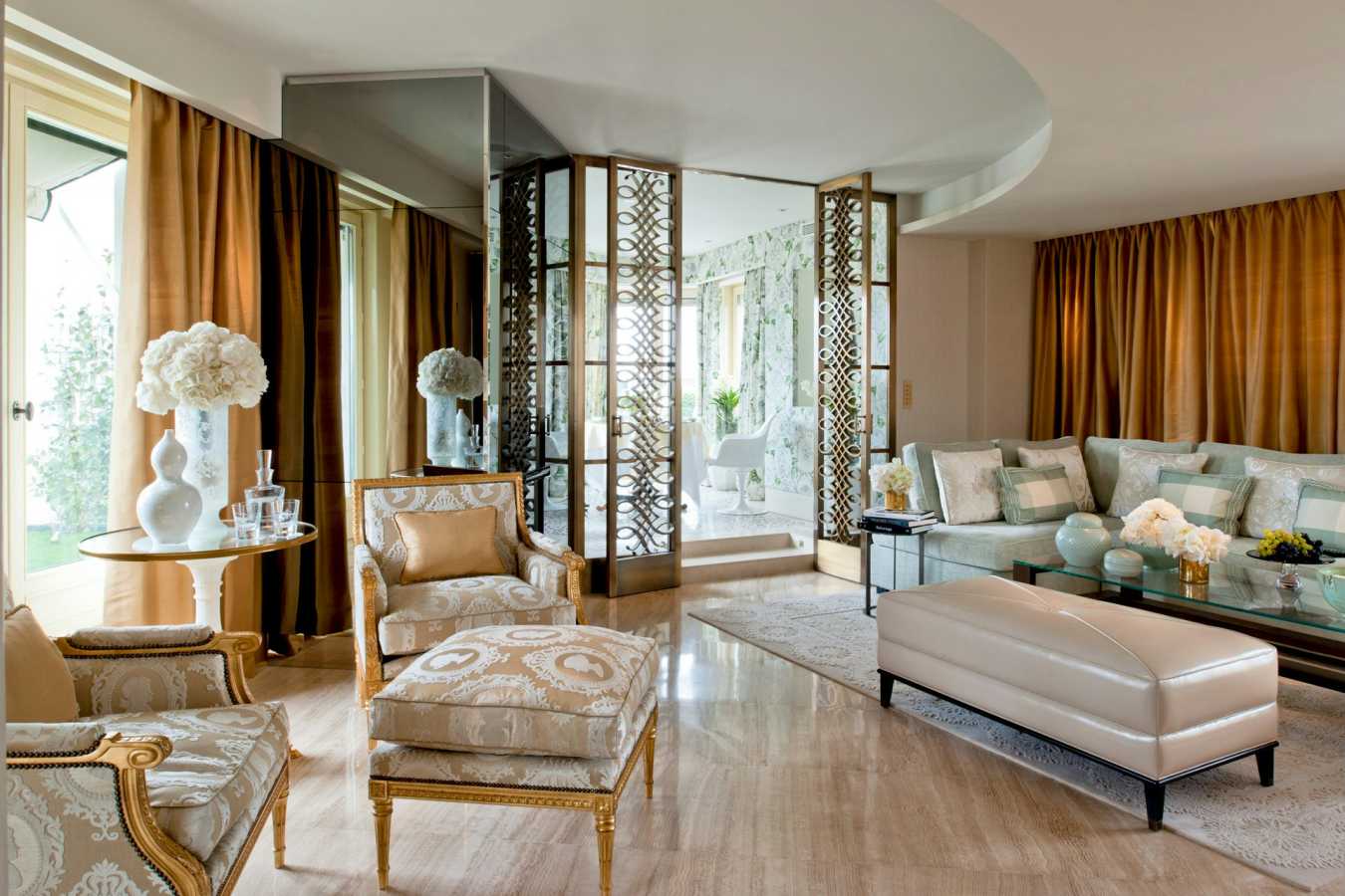 Four Seasons Hotel George V- 12