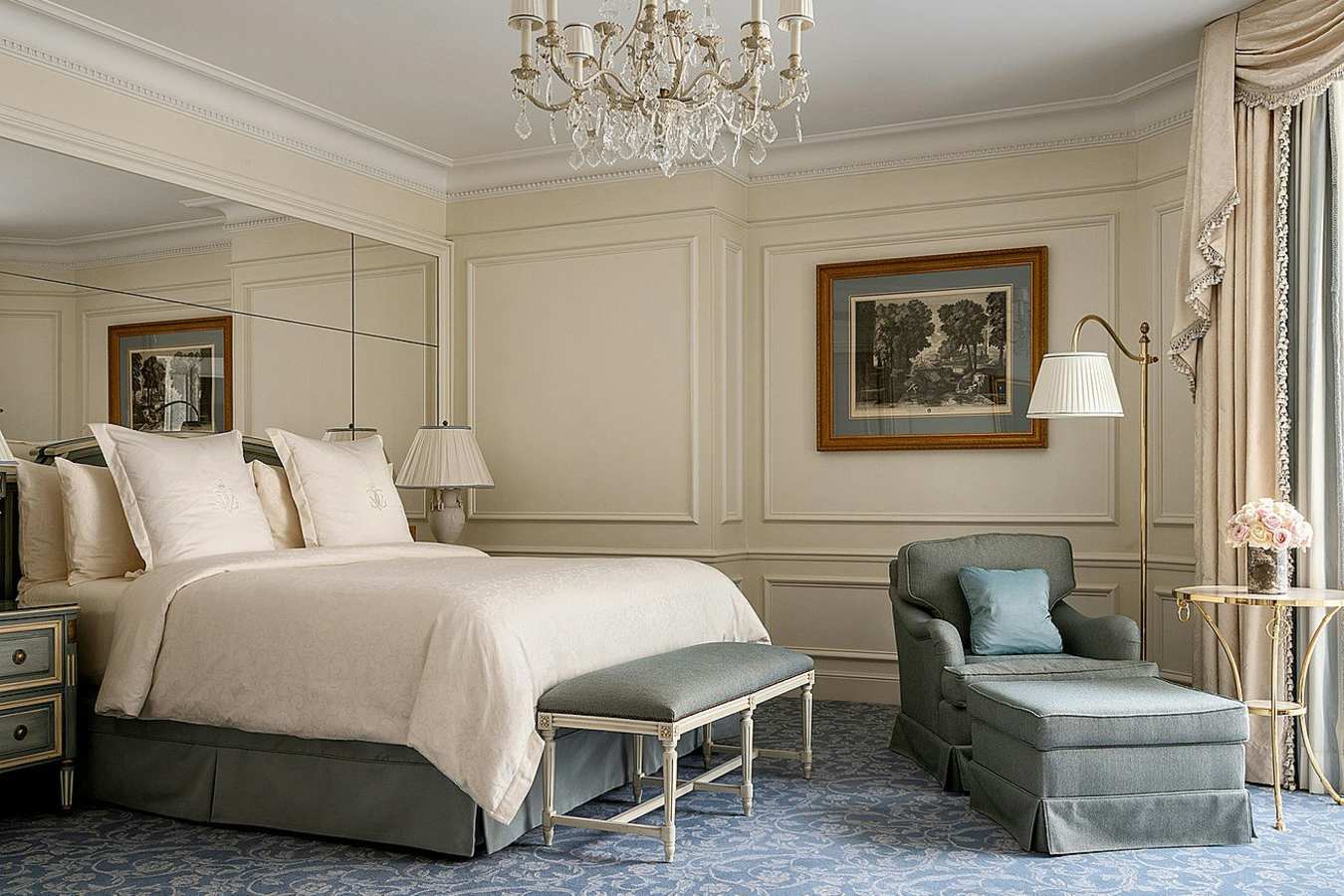 Four Seasons Hotel George V- 48